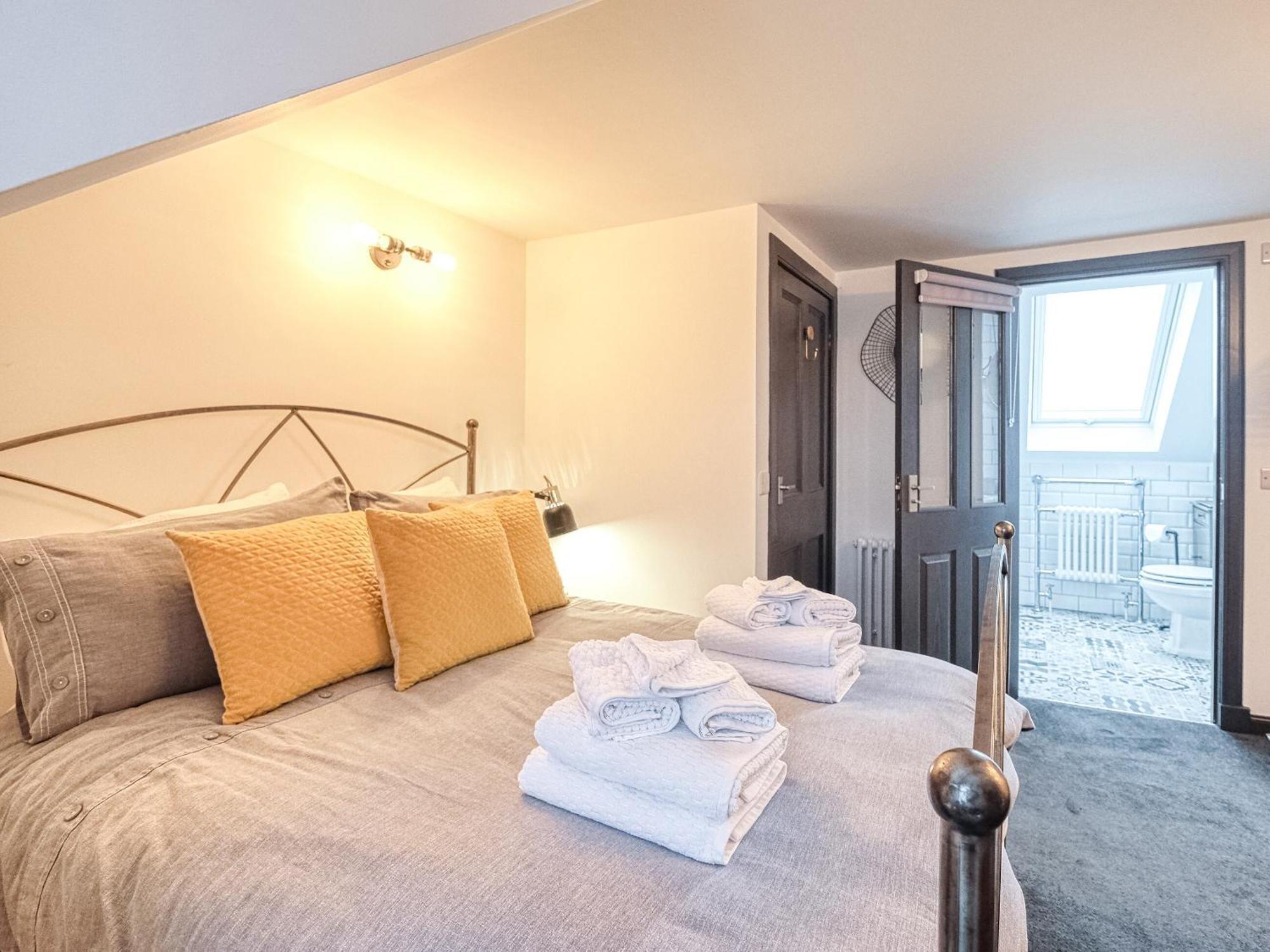 Saltlife Cottage Port William Ngoại thất bức ảnh